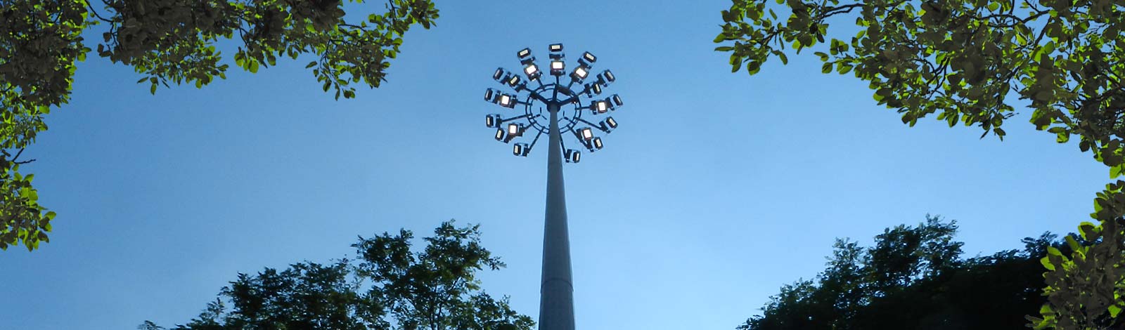 manutenzione torri faro